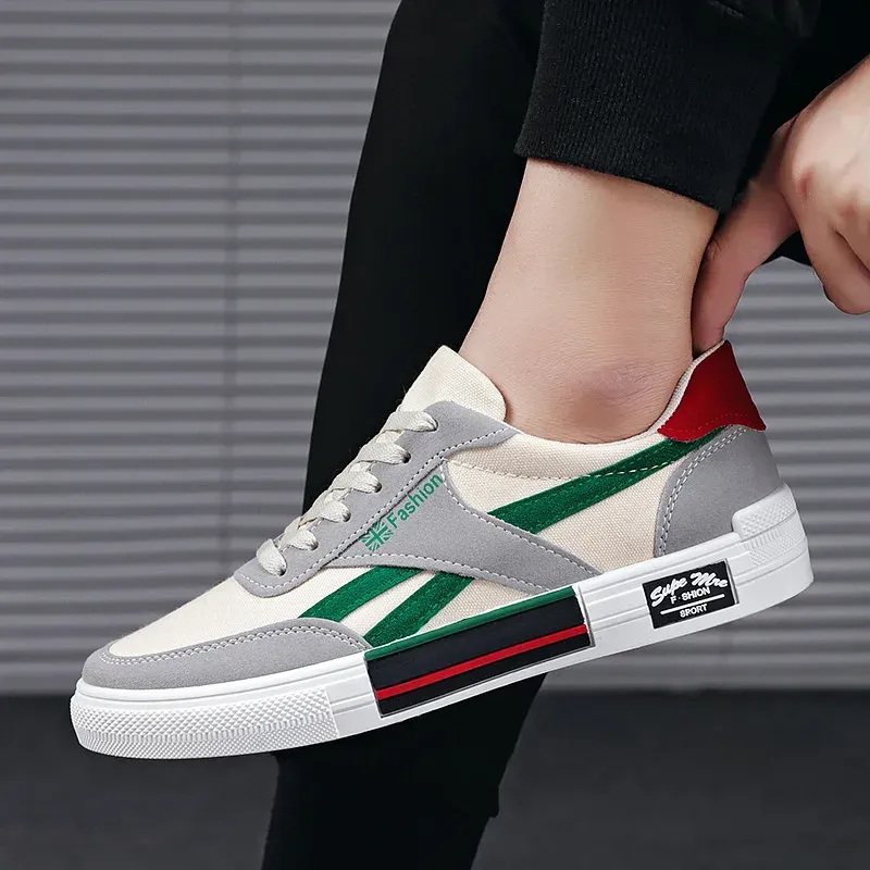 Summer Fashion Men Sneakers Breathable Casual Shoes for Man Flat Casual Sneakers Mens 2024 New Vulcanized Shoes Erkek Ayakkabı