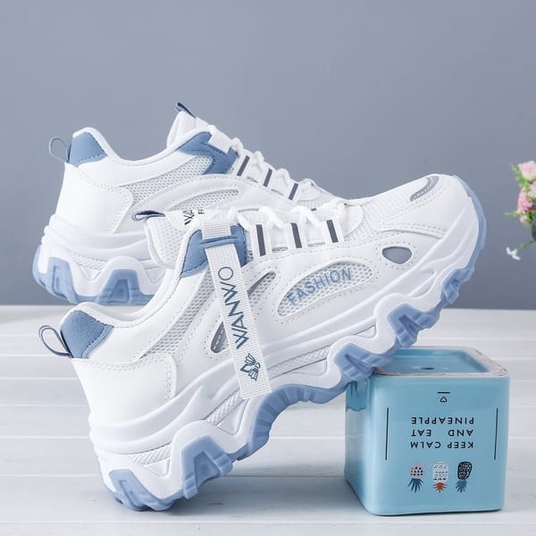 Women's Trainers New Chunky Sneakers Women Breathable Mesh Casual Shoes Sneakers Tennis Female Platform Lace Up Vulcanized Shoes